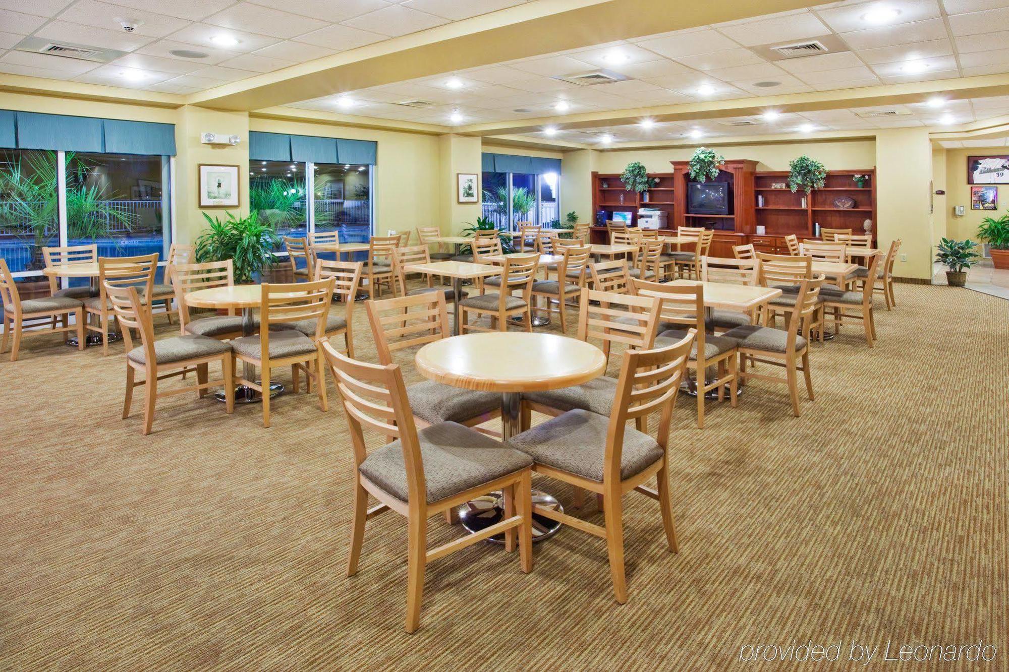 Holiday Inn Express Myrtle Beach-Broadway At The Beach By Ihg Ресторан фото
